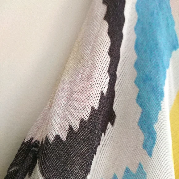 💖2/$35💖 MaxMara Weekend Blue & Yellow Geometric Pattern Print Shirt - Picture 7 of 8